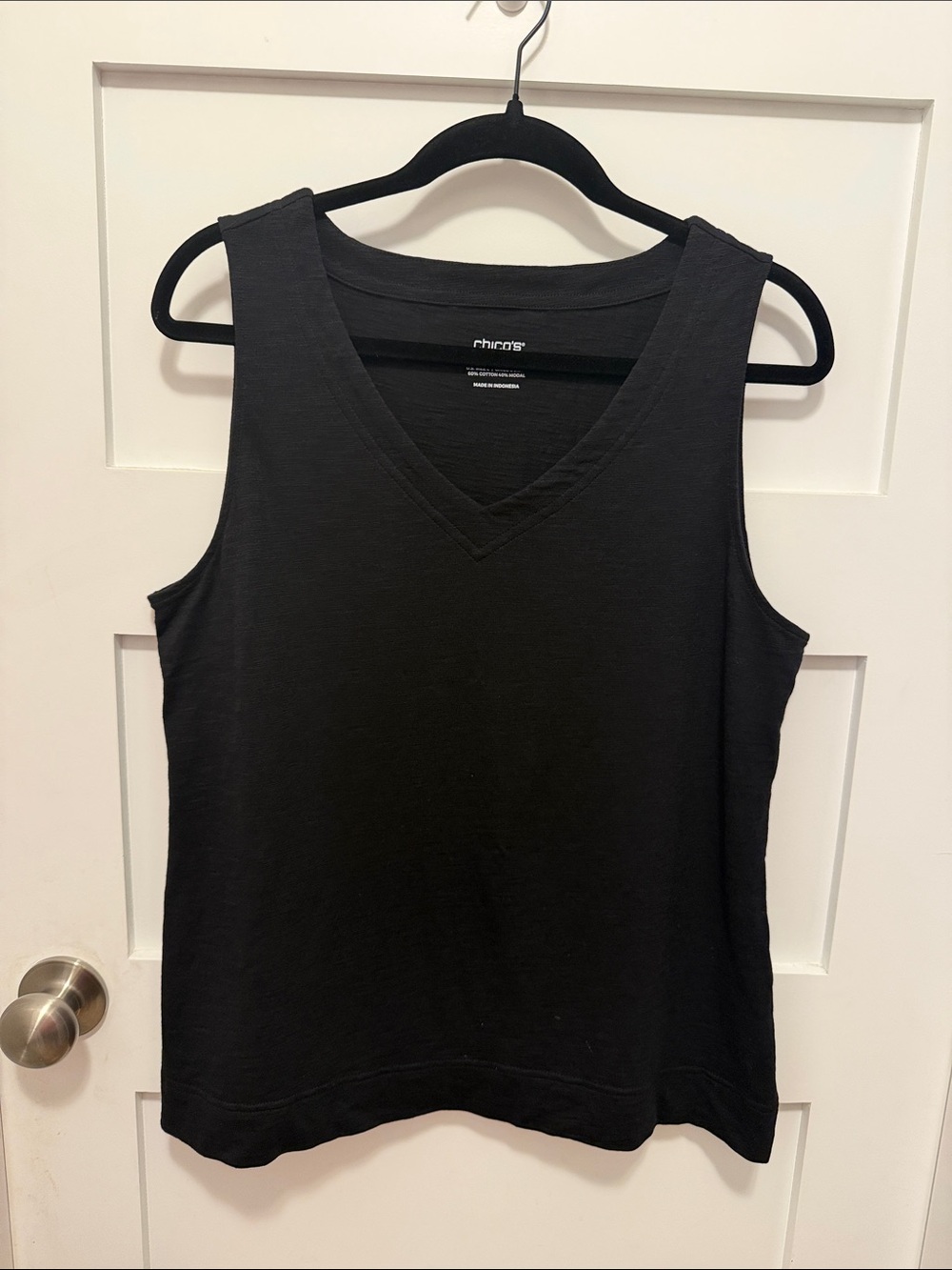 Chico's Black V-Neck Sleeveless Top